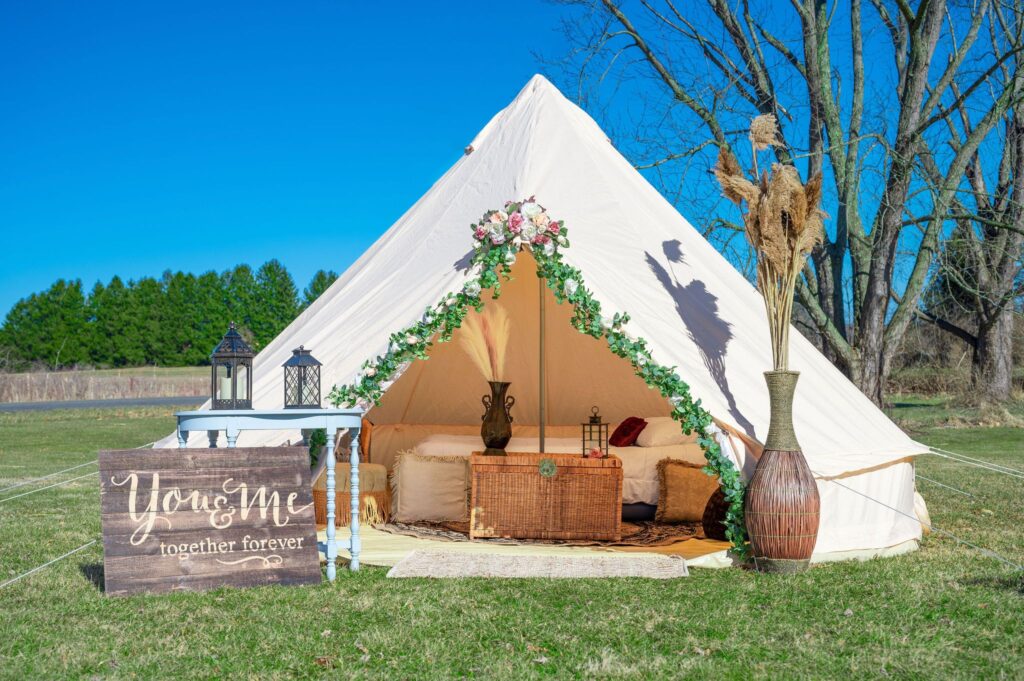 64b2ba2a858973003a4bd347_couples glamp tent front.jpg