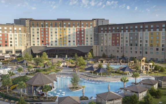 texas-kalahari-resort-exterior